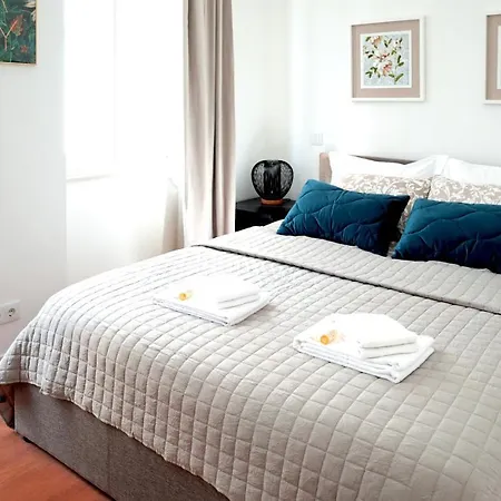 Ajuda Tagus River View Apartment Lisbon