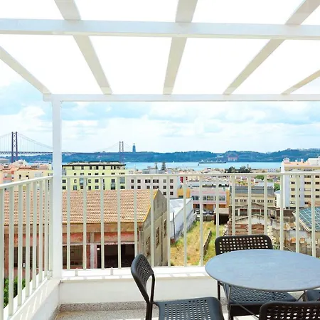 Apartment Ajuda Tagus River View